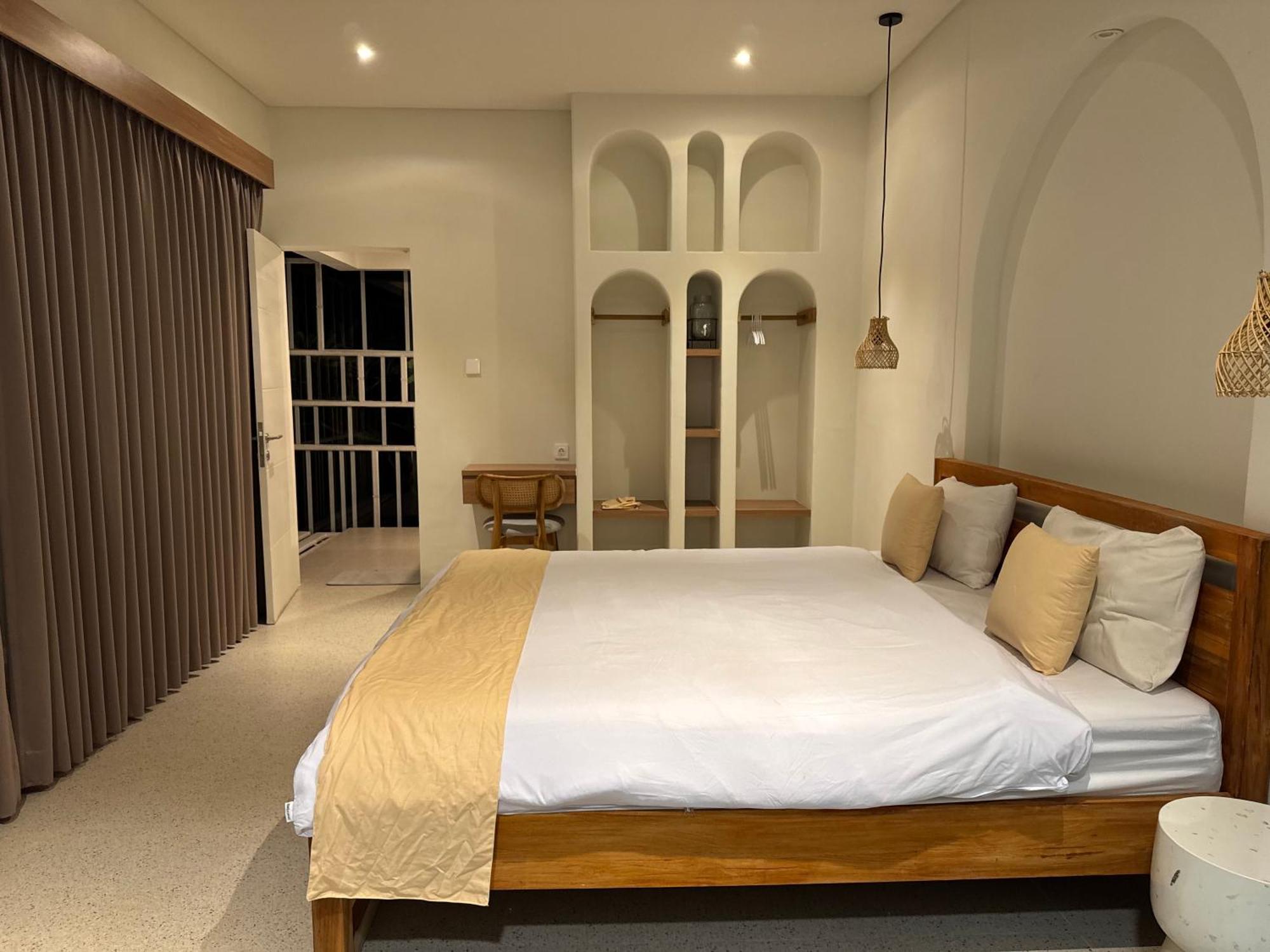 2 Bedroom Sofira